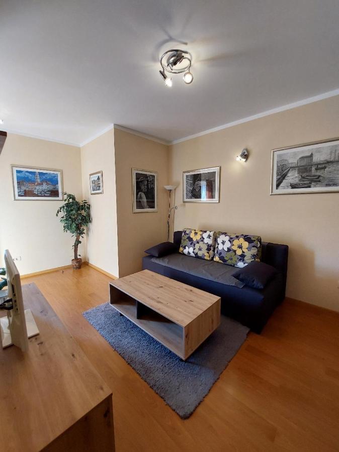 Apartments Maris Vranjic Exterior foto